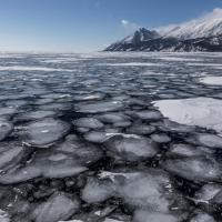 Les formes proposées par la glace sont multiples. Lac Baïkal - Sibérie – Russie